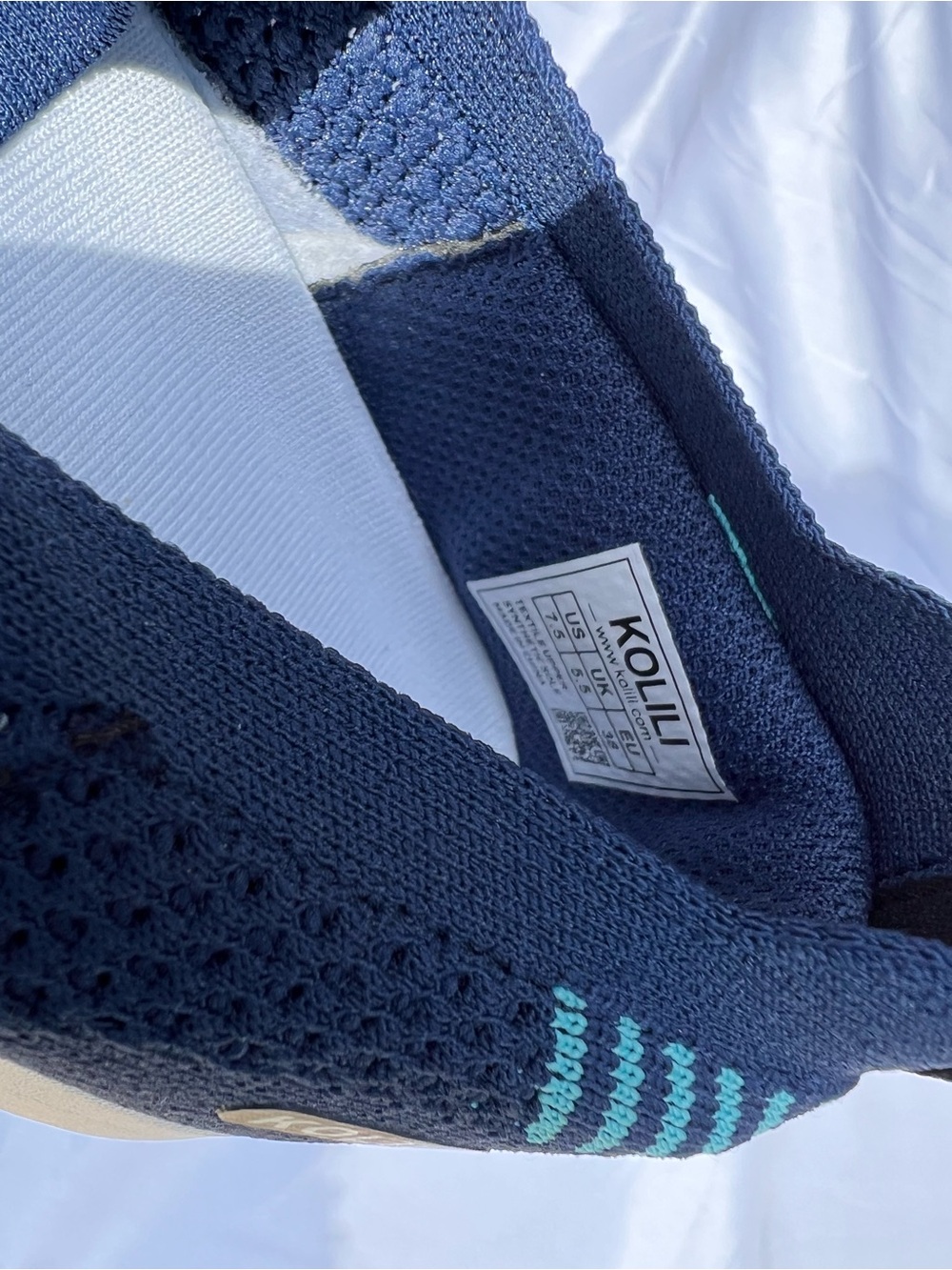 Kolili Sport Navy Slip-On Knit Sneakers NWOT - Picture 3 of 5
